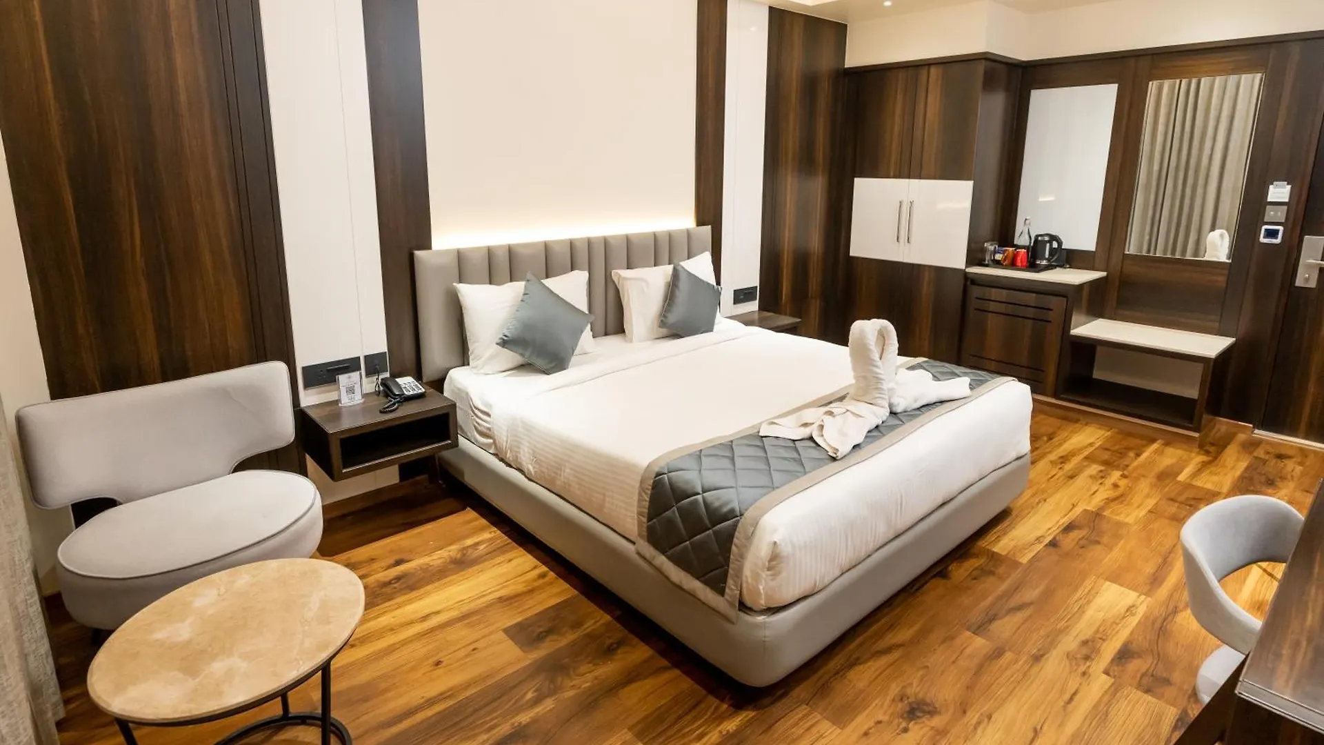 Hotel Le Grandeur Narasimharaja Puram