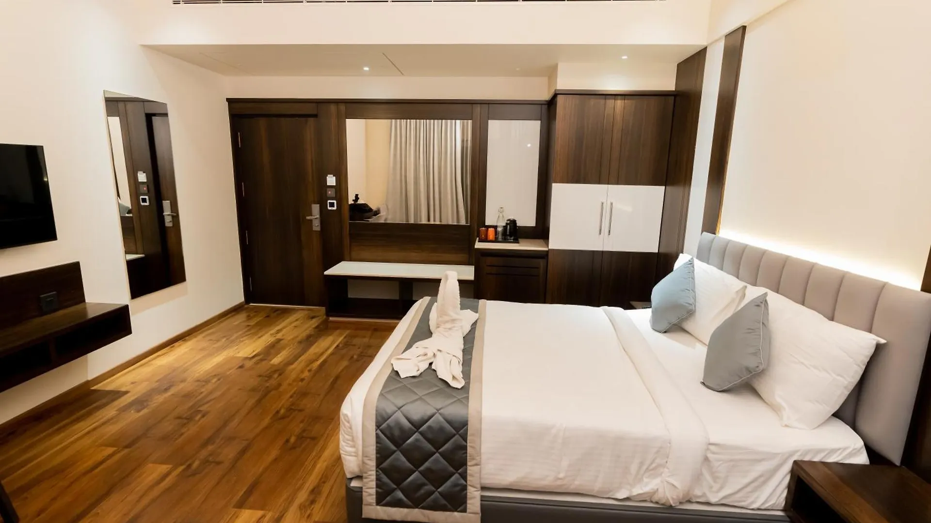 Hotel Le Grandeur Narasimharaja Puram 3*,  India